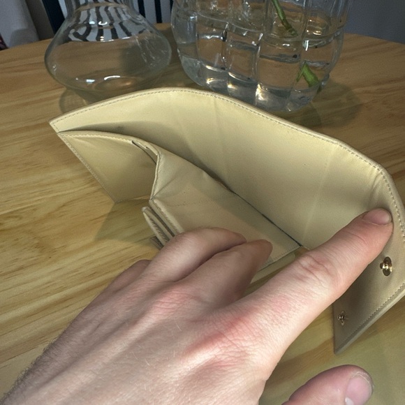 Celine Small Trifold Leather Compact Wallet Light Grey Pre Owned - Picture 5 of 6